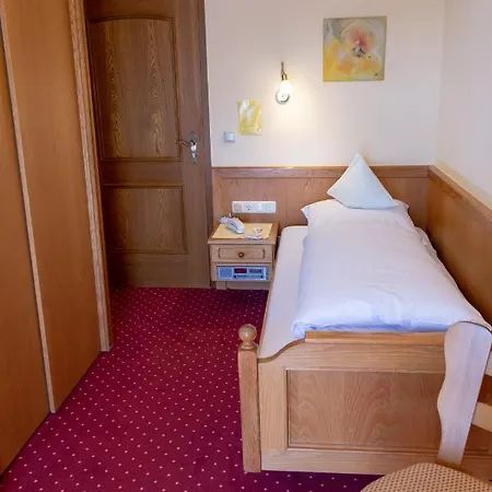 Kurheim Kreuzer-muhle